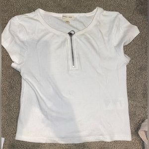 White short sleeve top